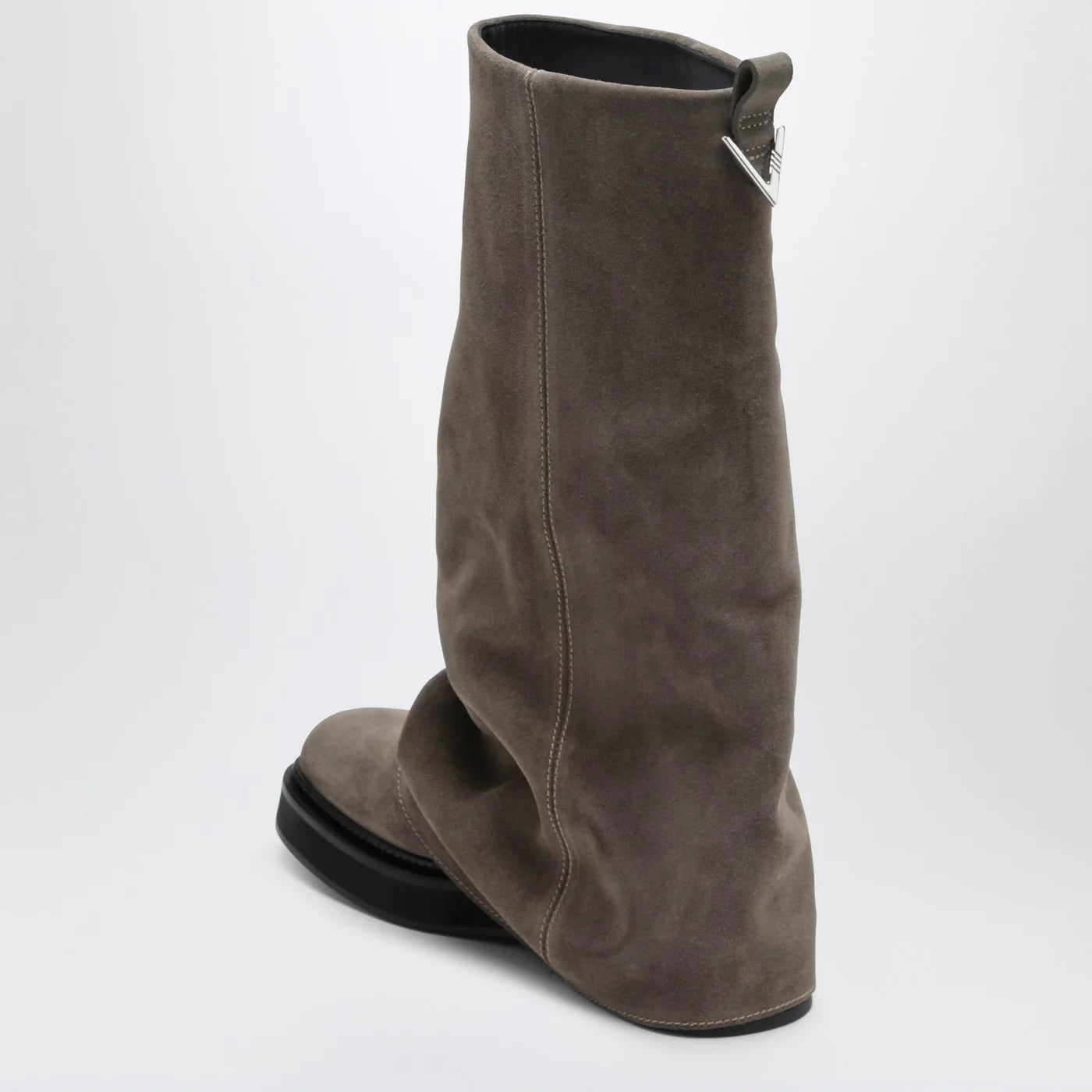 250WSH0079LBT040AA_S_ATTIC-215.d.webp