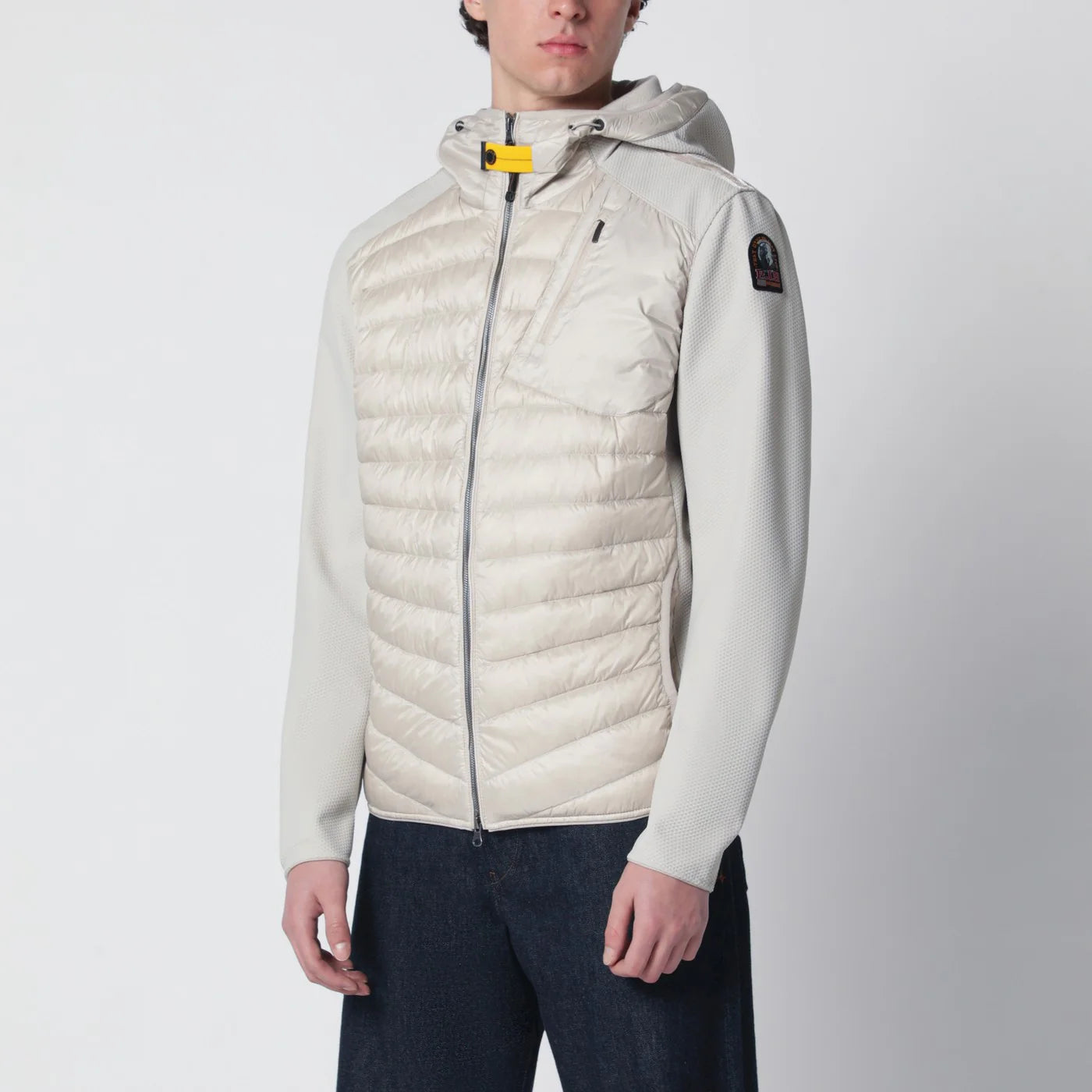 26SMPMHYWU02NY_S_PARA-0269.a.webp