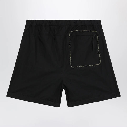Moncler Black cargo shorts in cotton gabardine