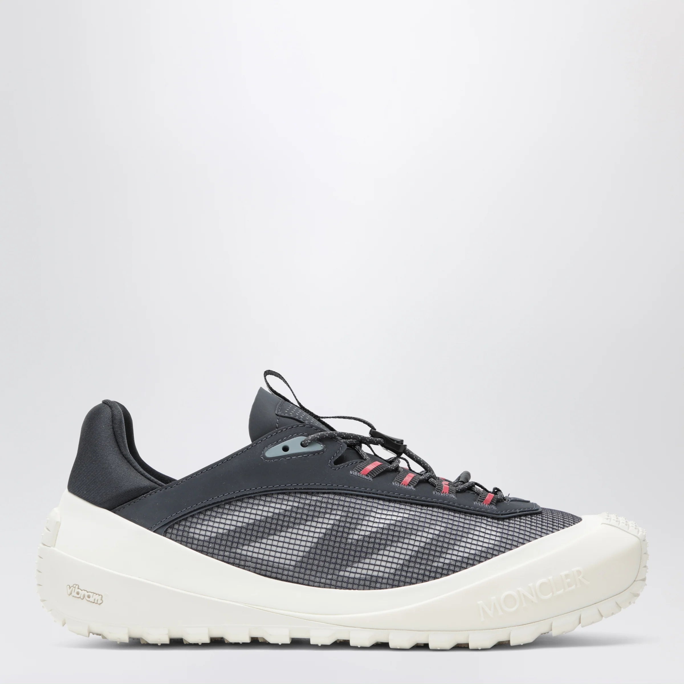4M00290M8467_S_MONCL-P70.a.webp