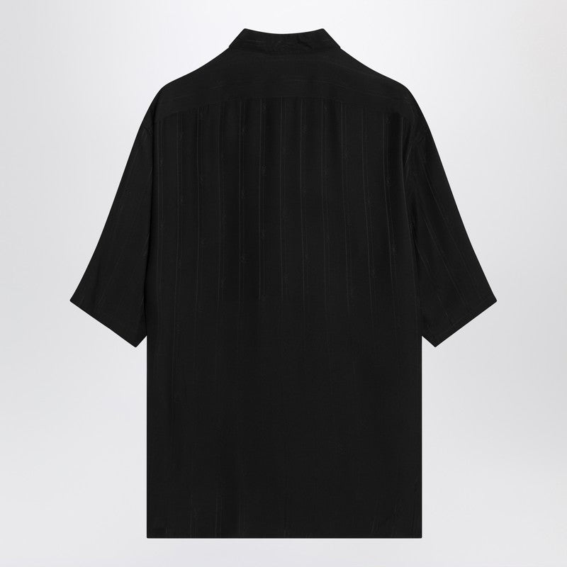 Chemise en soie noire Saint Laurent avec logo Cassandre