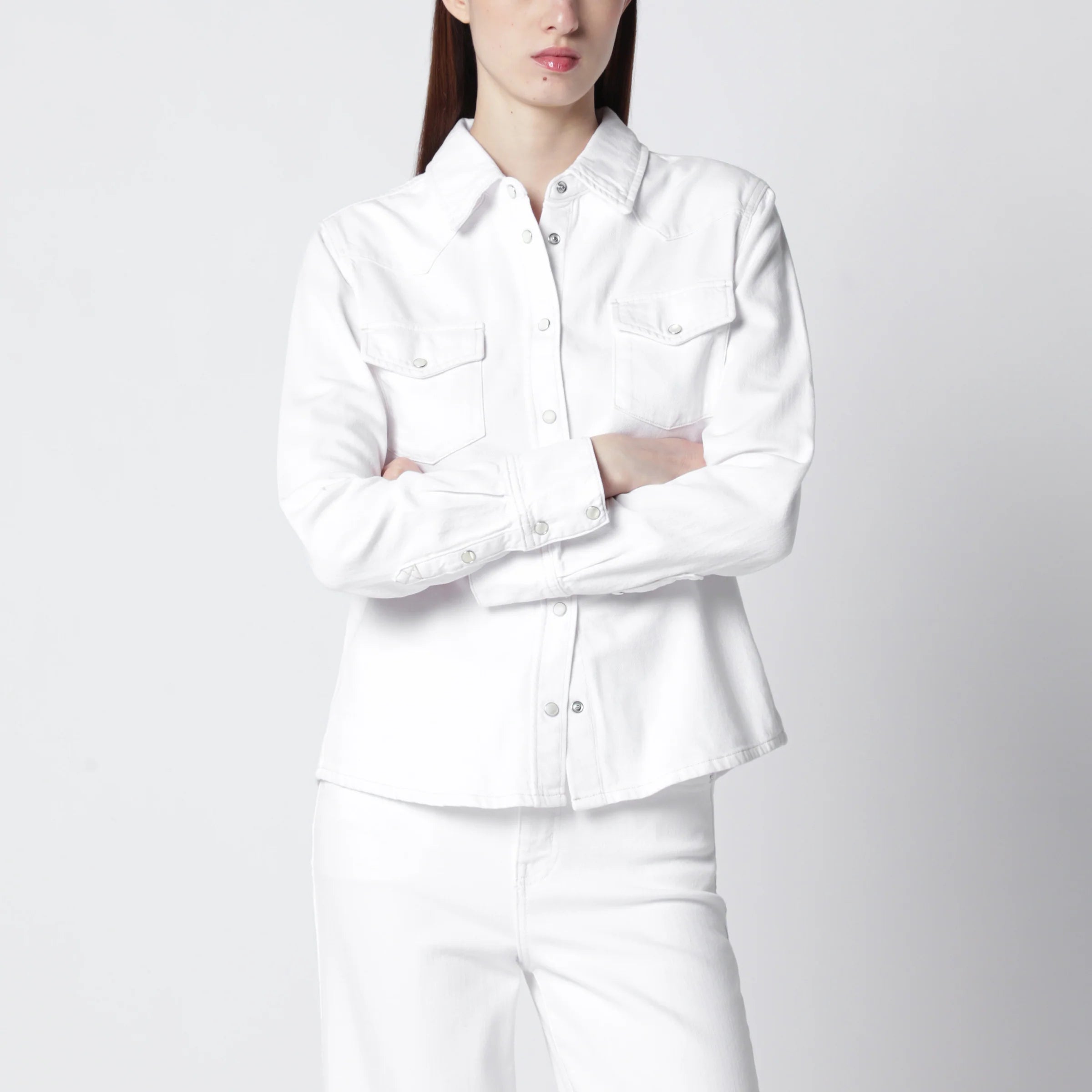 7035182CO_S_FRAME-AUCL.a.webp