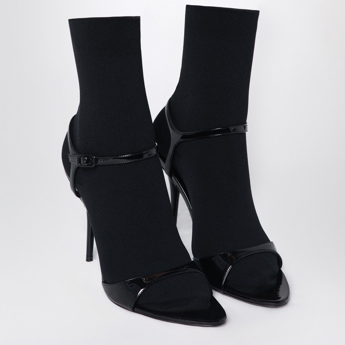 Sandale Balenciaga Avenue Sock noire en cuir verni et mesh
