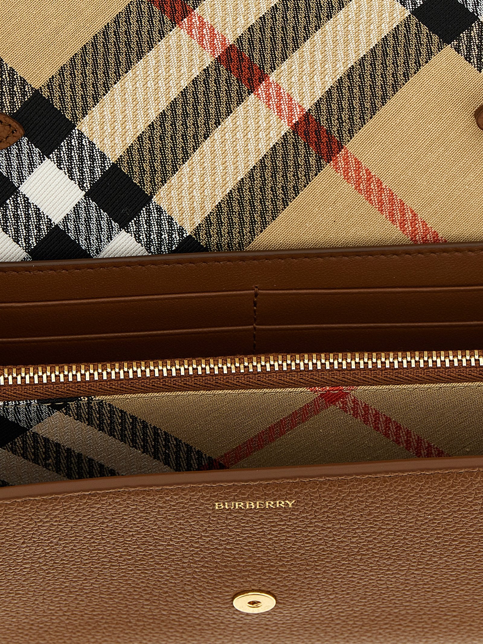 Burberry Cotswolds Wallet On Chain — Small Leather Goods