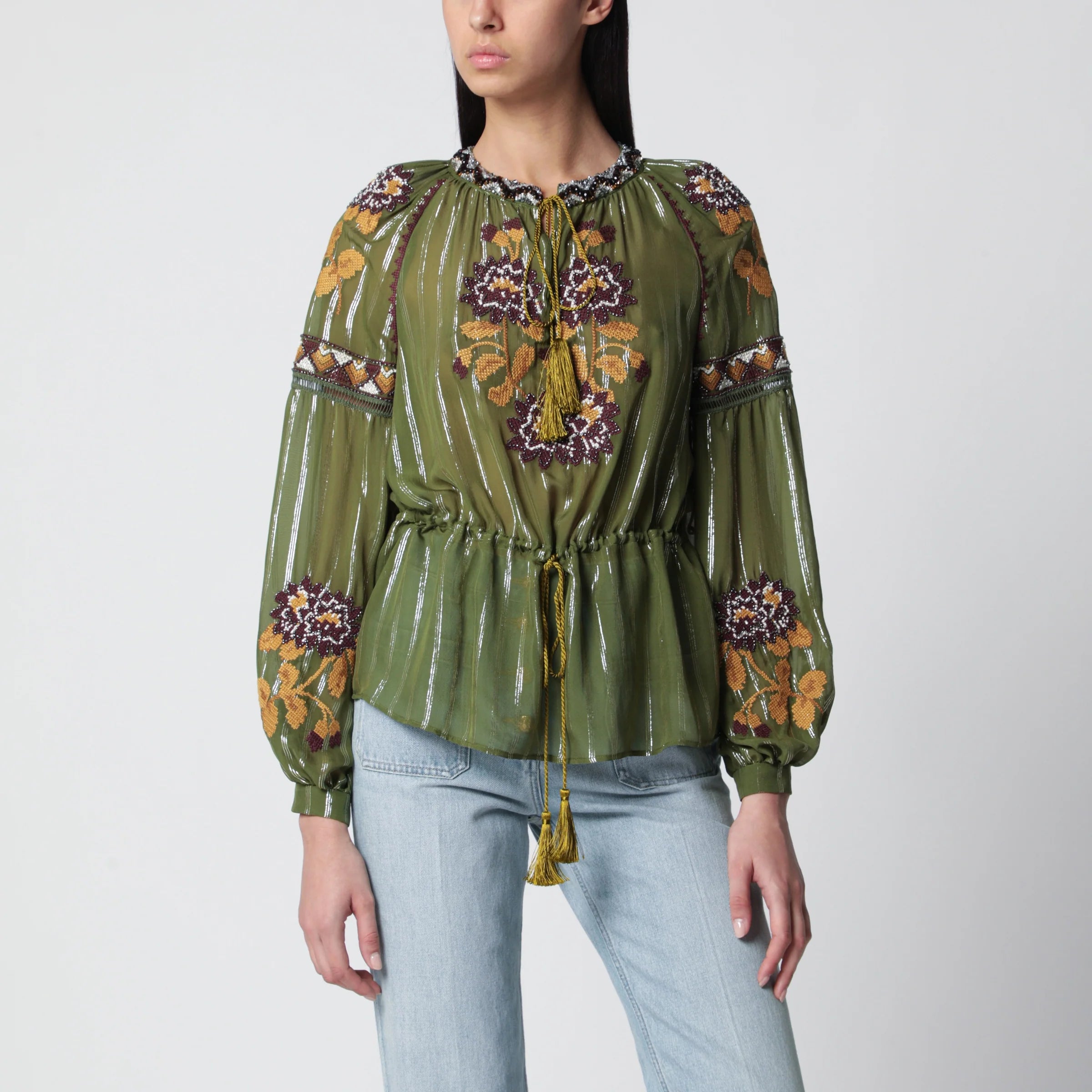 8B3AEBB69W2_S_VALE-C9M.a.webp