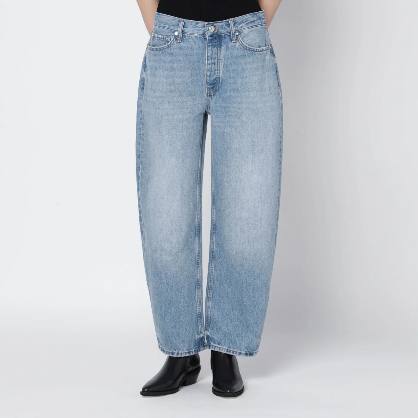 A-06-11764CO_S_ANINE-WHD9.a.webp