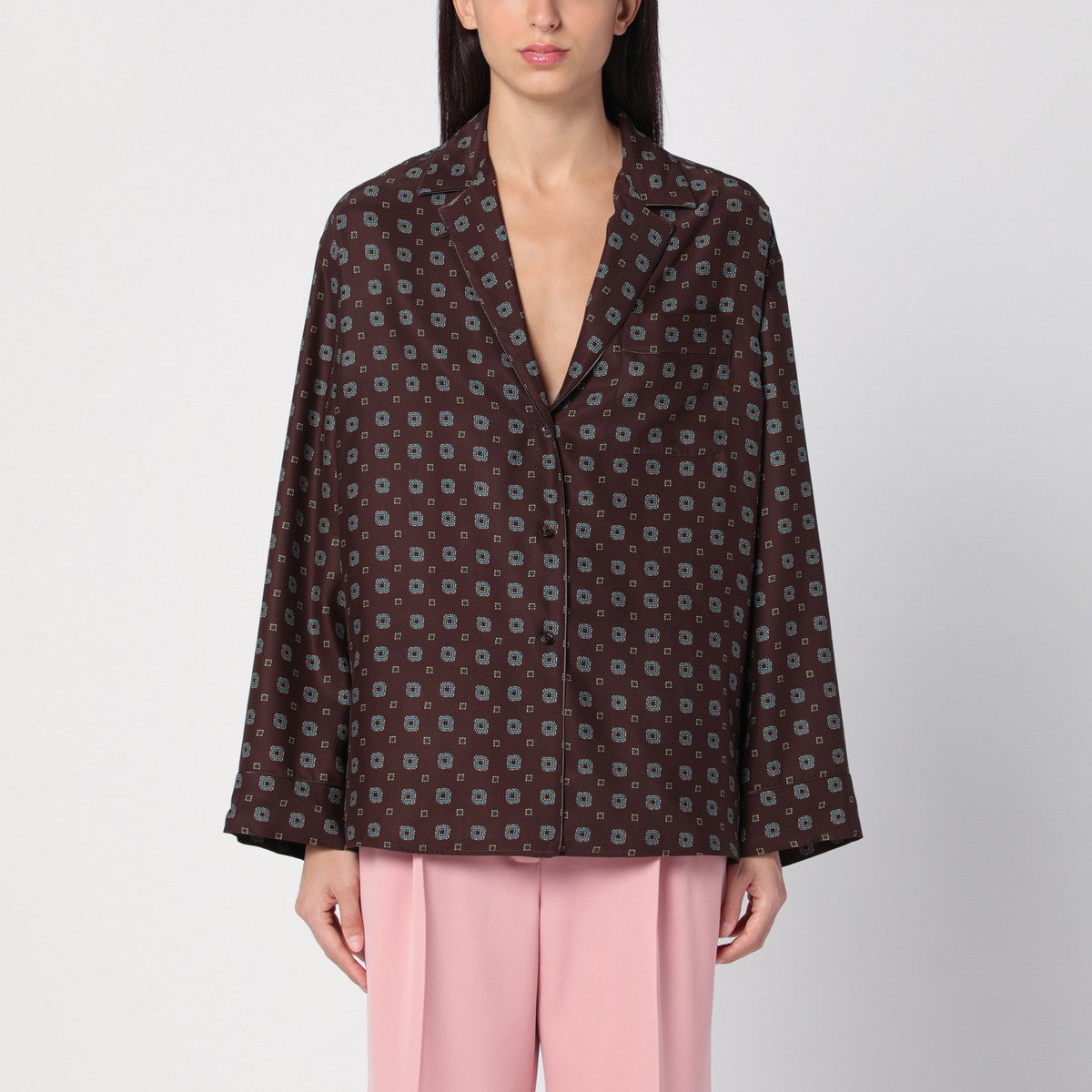 Chemise à motifs en soie marron Moschino