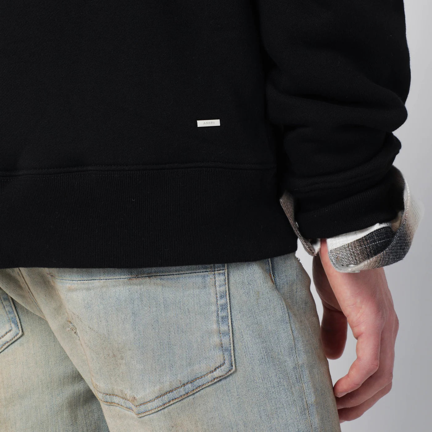 AMJYHD1049CO_S_AMIRI-001.e.webp