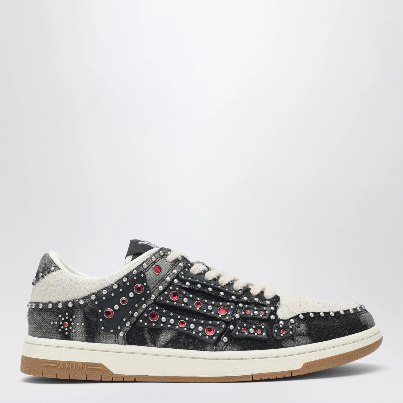 AMSNSN1002CO_S_AMIRI-001.a.webp