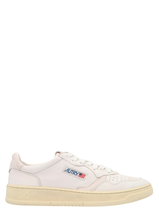 Autry Medalist Low Sneakers in White — Women’s Luxury