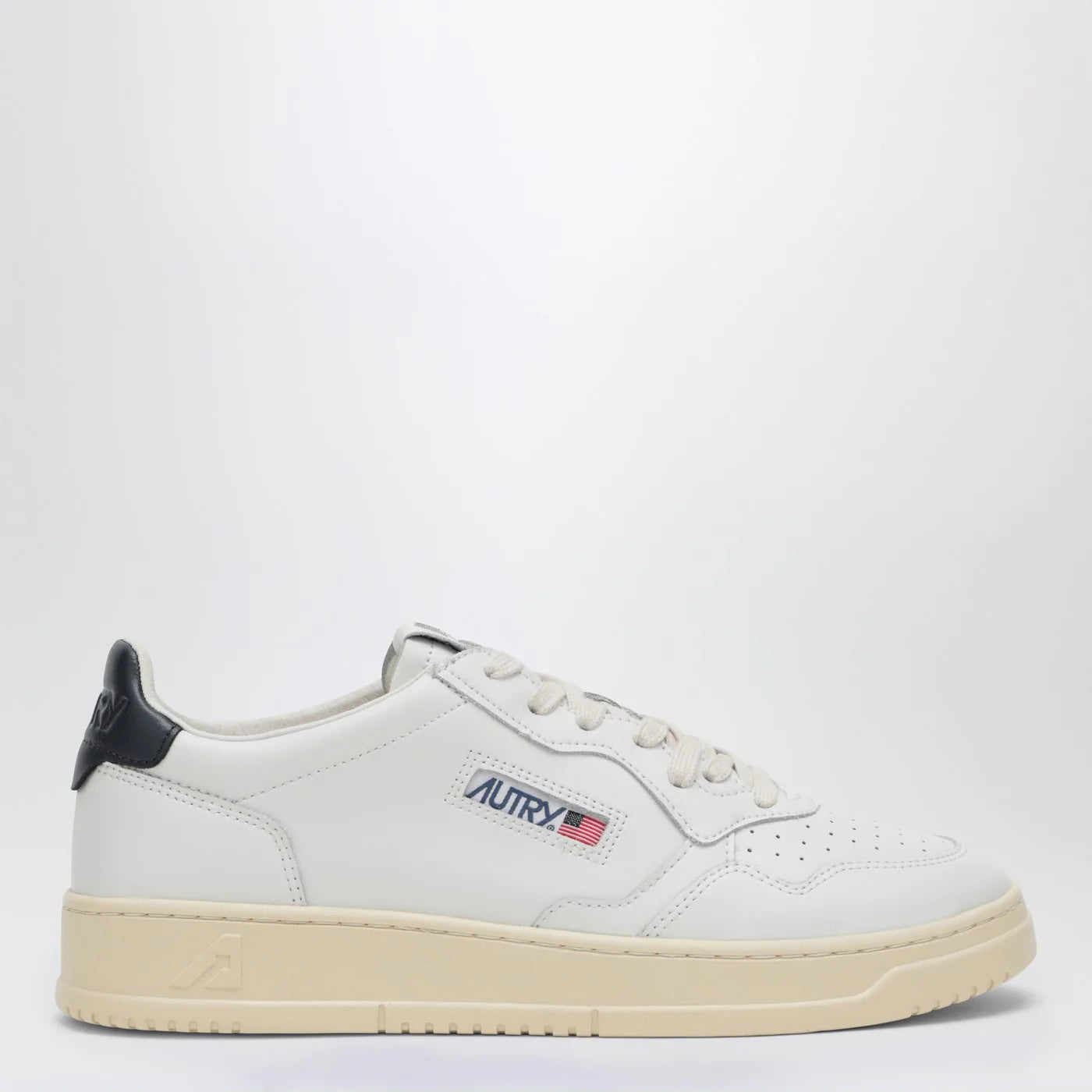 AUTRY Medalist white/space Sneakers