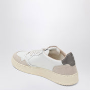 Autry Medalist sneakers in white grey leather