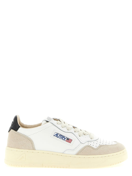 Autry Medalist Low Sneakers — Women’s Leather Sneakers