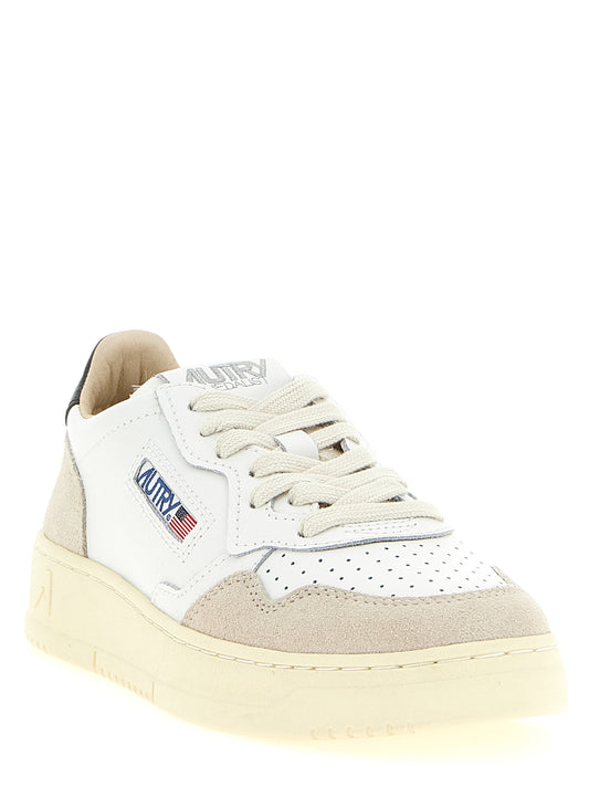 Autry Medalist Low Sneakers — Women’s Leather Sneakers