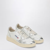 Baskets Autry Low Medalist blanches/argentées