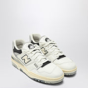 New Balance Low 550 white/grey sneakers in leather and suede