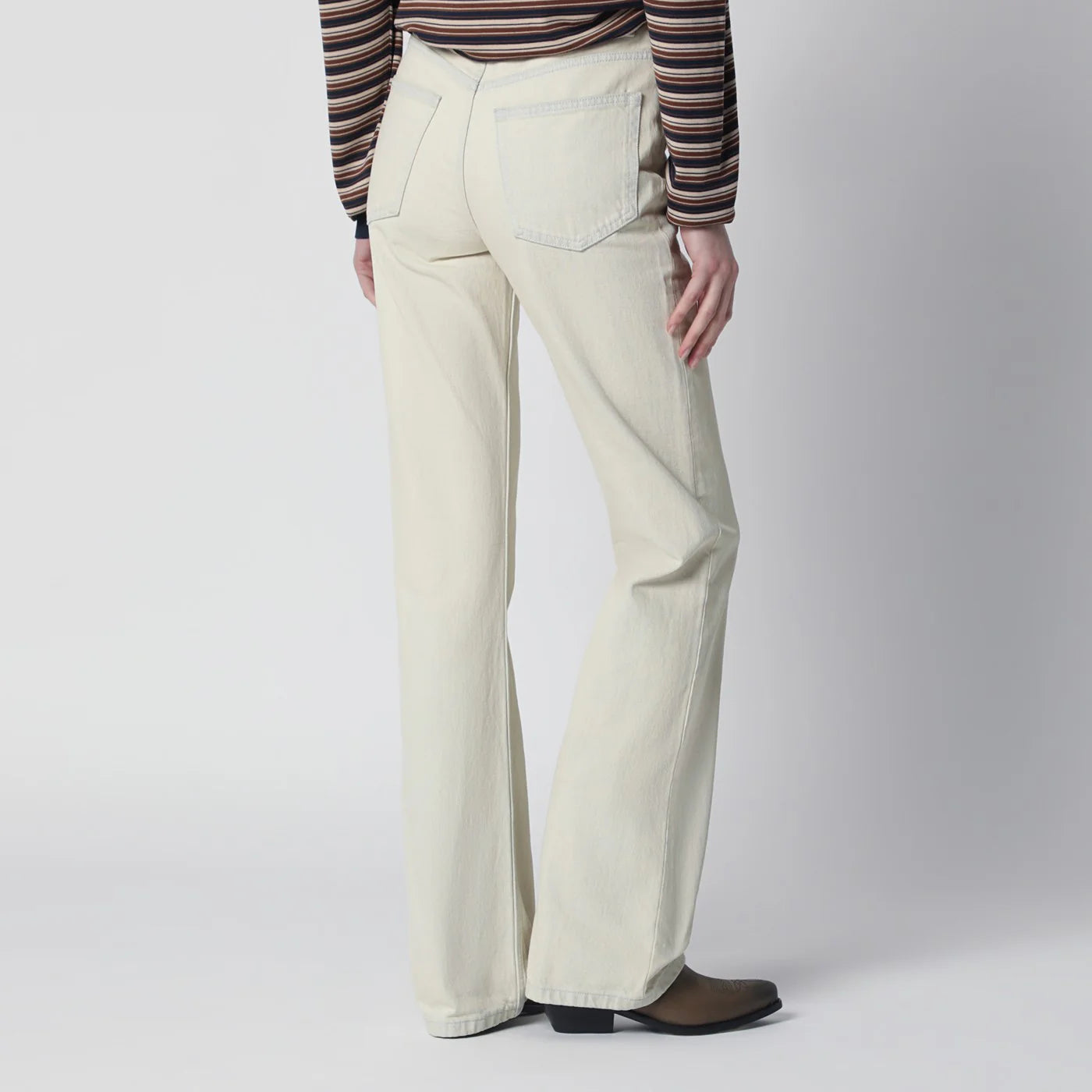 COHLB-F09232CO_S_APC-AAF.d.webp