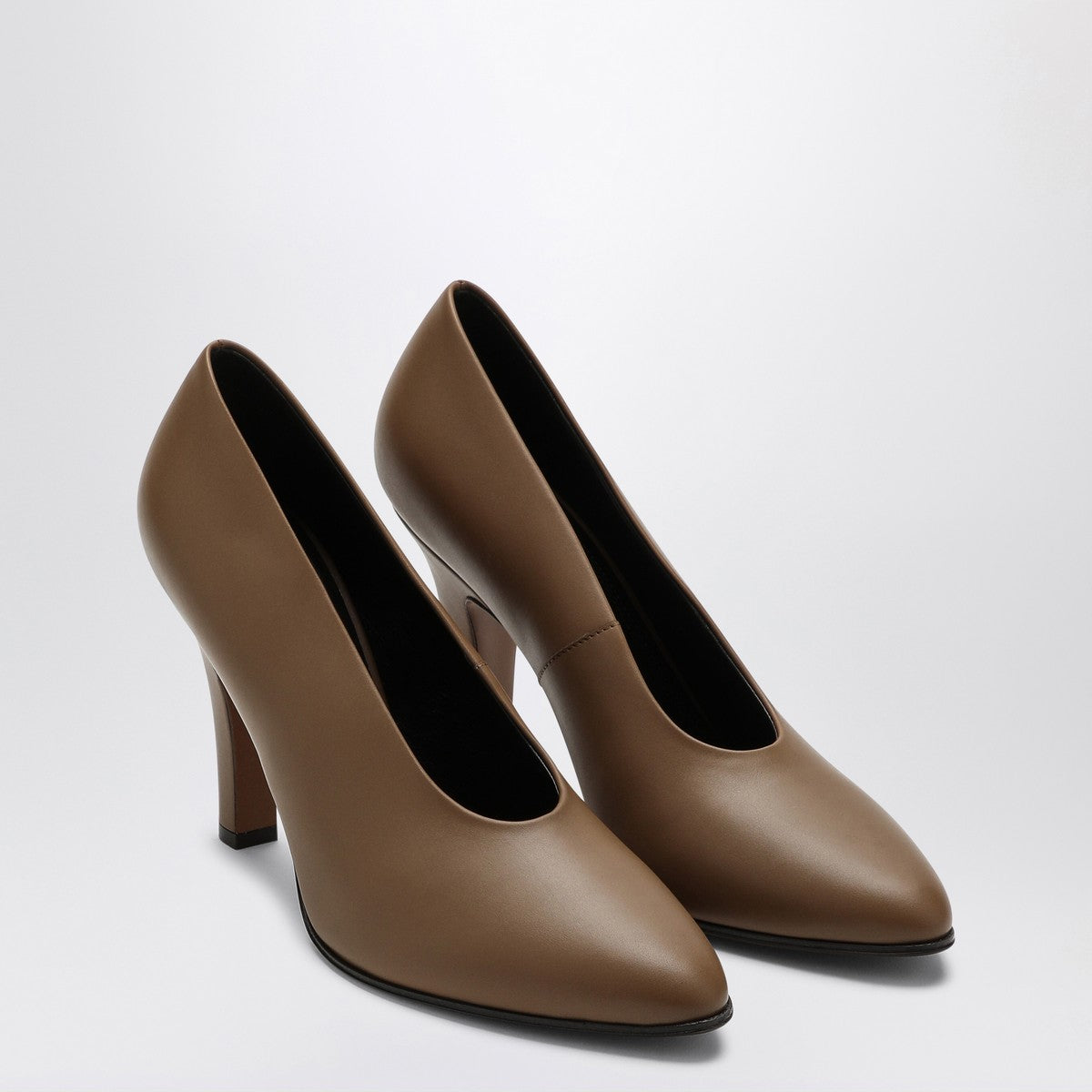 The Row Prudens décolleté in fawn calfskin