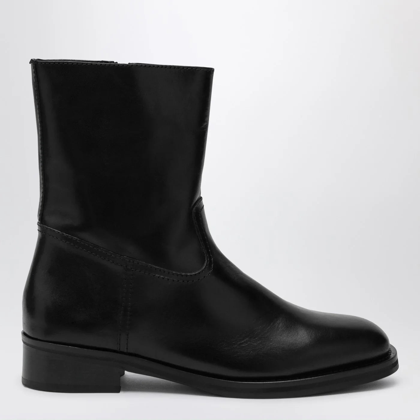 FW25BO009CL014_R_JUDET-BK001.a.webp