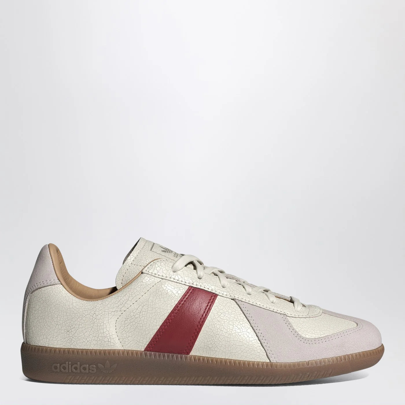 HQ9264LE_S_ADIDS-CG.a.webp