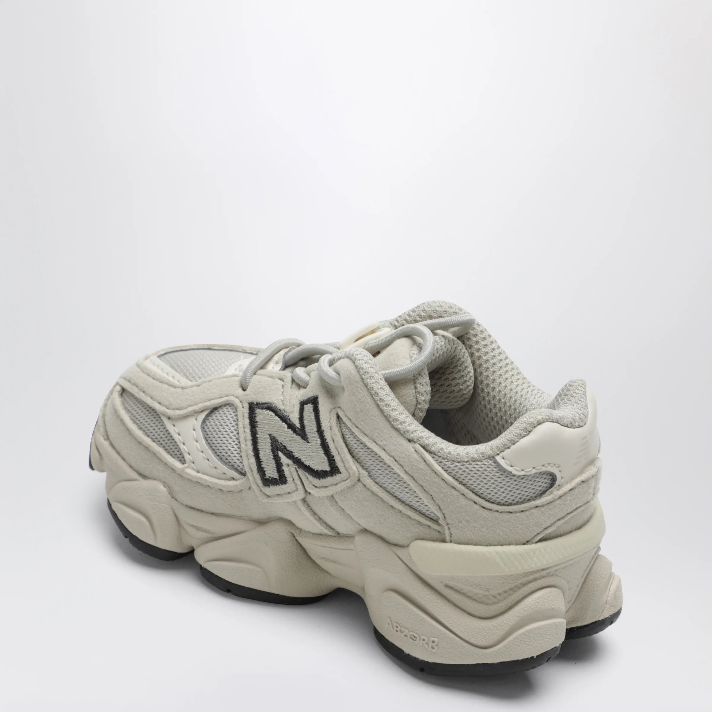 I90602EASUE_S_NEWB-SL.d.webp