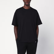 Represent black crew neck t-shirt in cotton