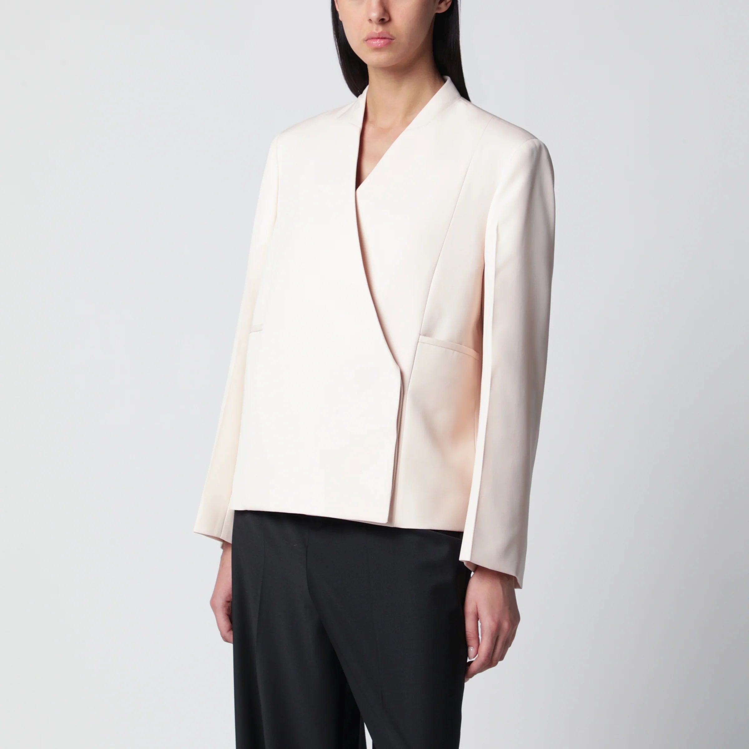 J02BN0236J40002_S_JILSA-277.a.webp