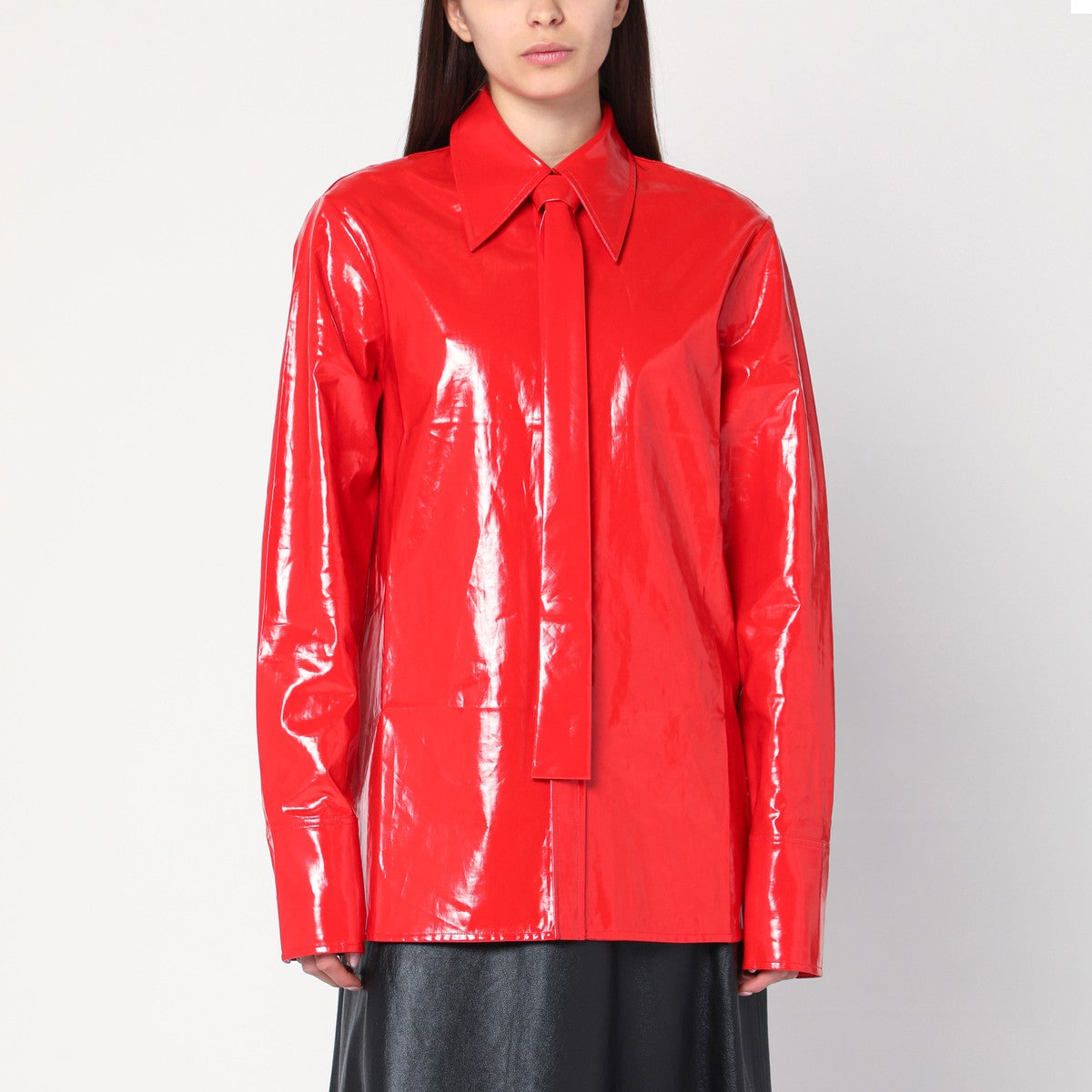 Chemise en lin brillant Jil Sander avec cravate rouge