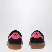 adidas Originals Sneakers München in black/fuchsia suede