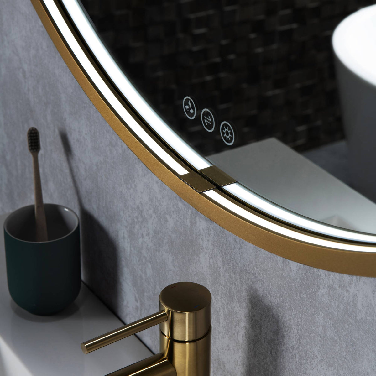 Blossom Oskar 32 Inch Round LED Mirror - LED M7 R32 MB