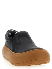 Moschino Ollie Sneakers — Women's Black Chunky | Aumifour