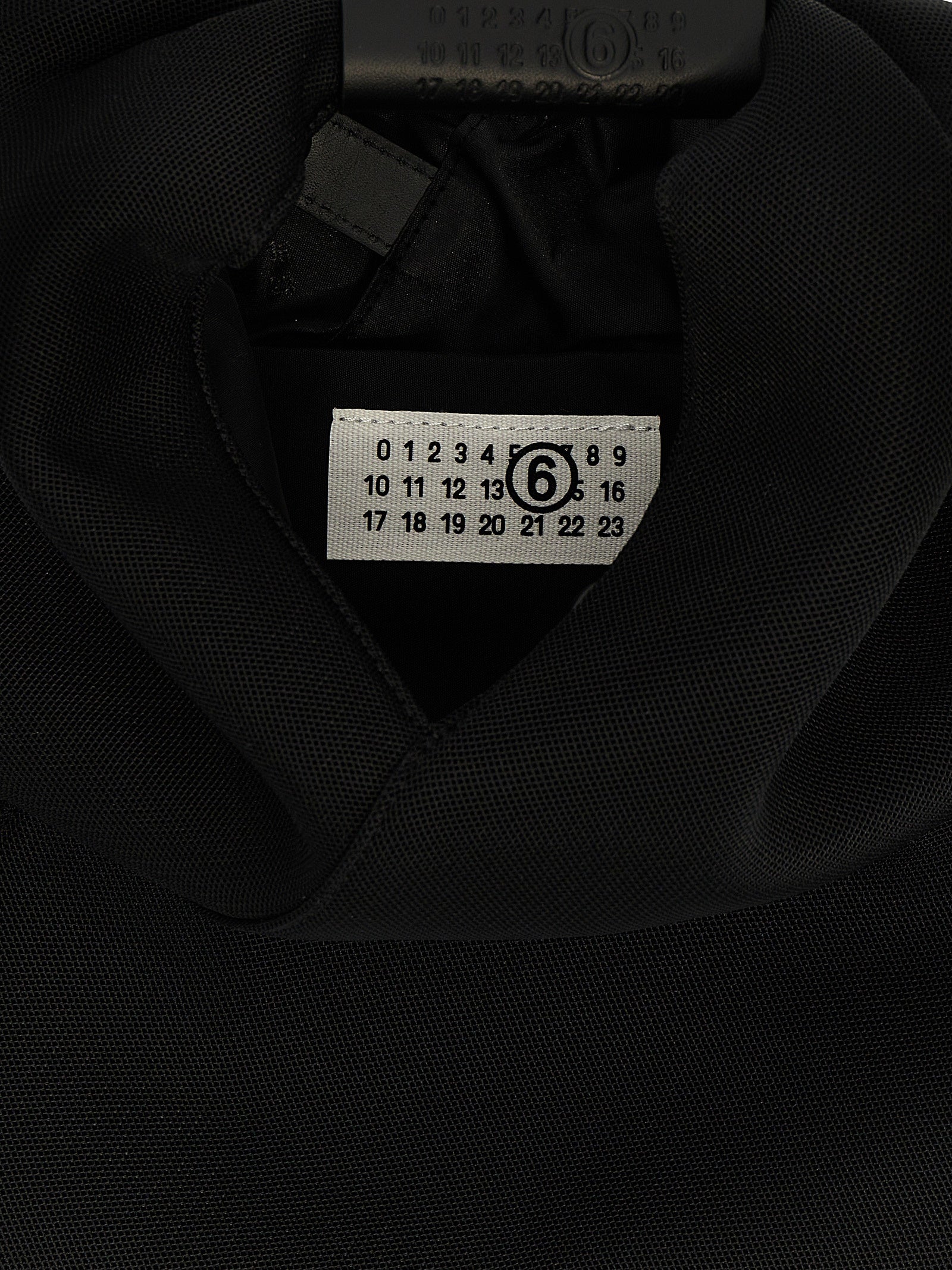 Mm6 Maison Margiela Shoulder Bag — Classic Small Black