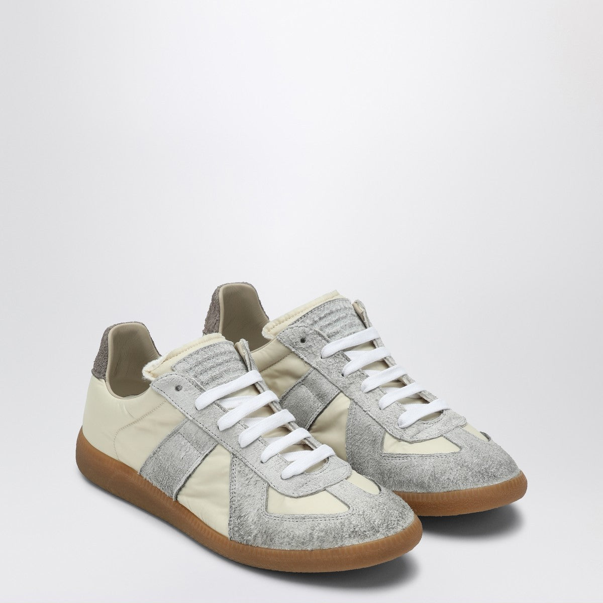Maison Margiela Replica sneakers — light beige & grey