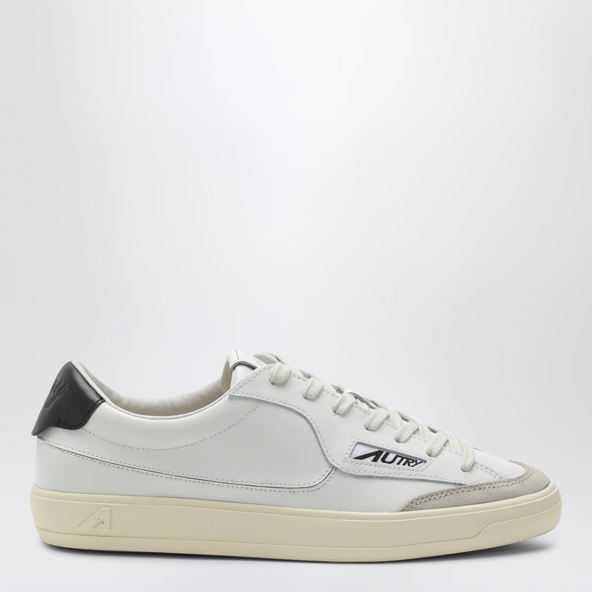 AUTRY Sneakers Windscape Low white/black