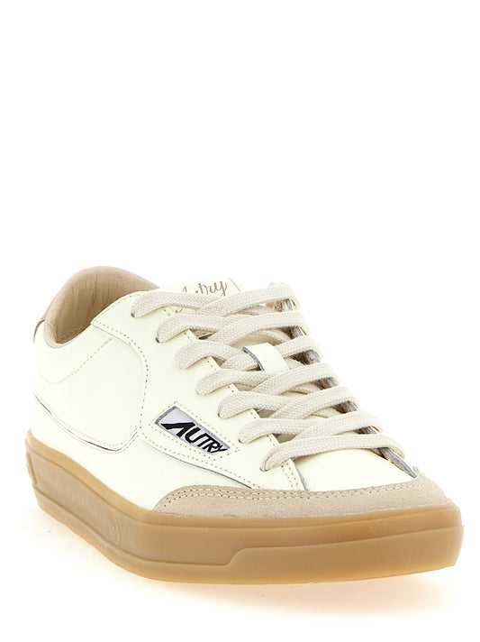 Autry Windscape Low Sneakers for Women — Beige Leather