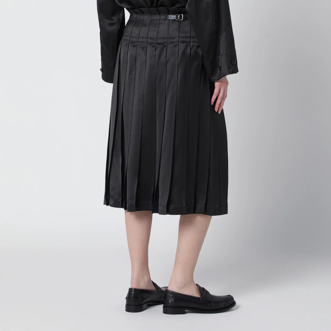 SS26SK01TT0070_S_DUMI-GR05.d.webp