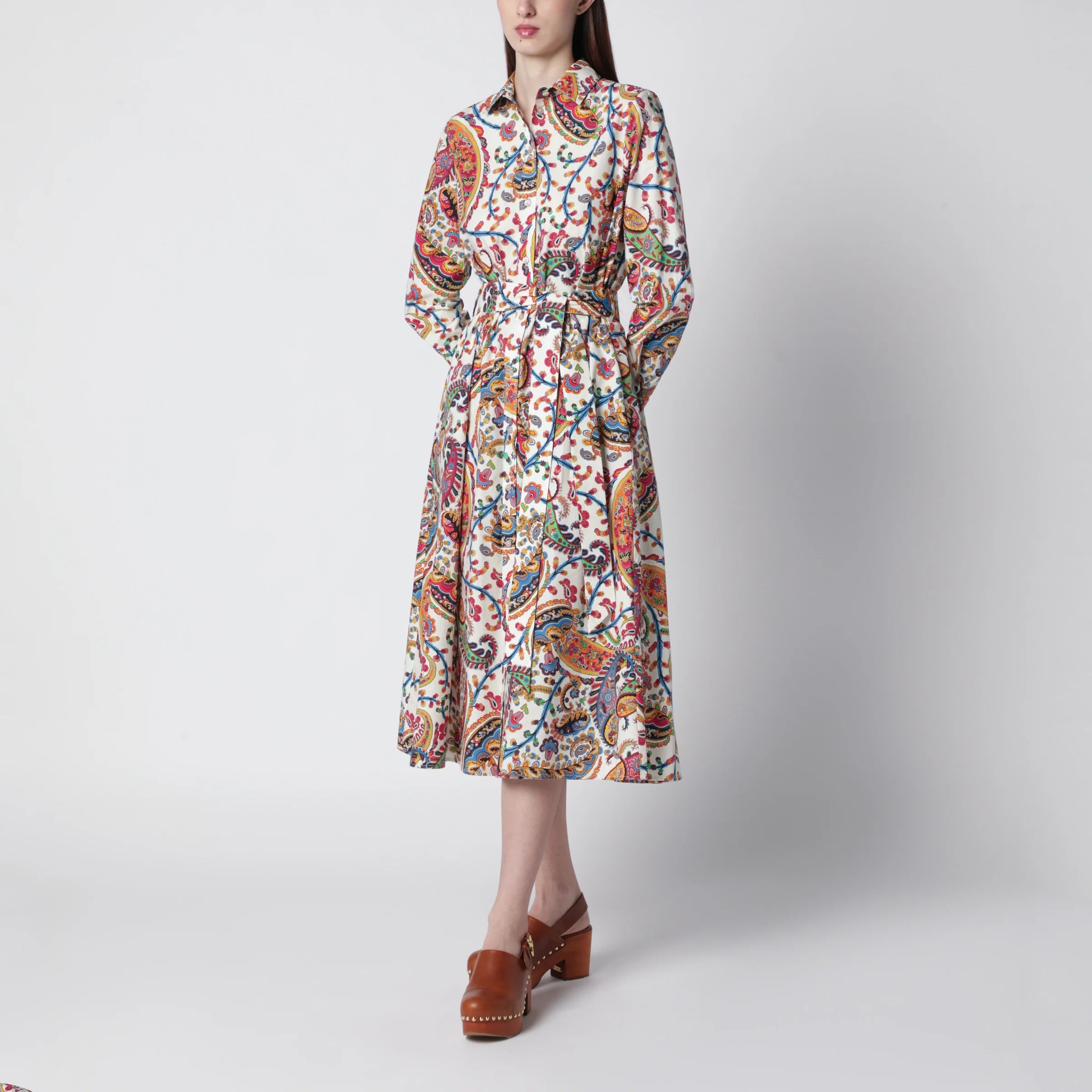 WRHA0521AKH82_S_ETRO-X0801.a.webp