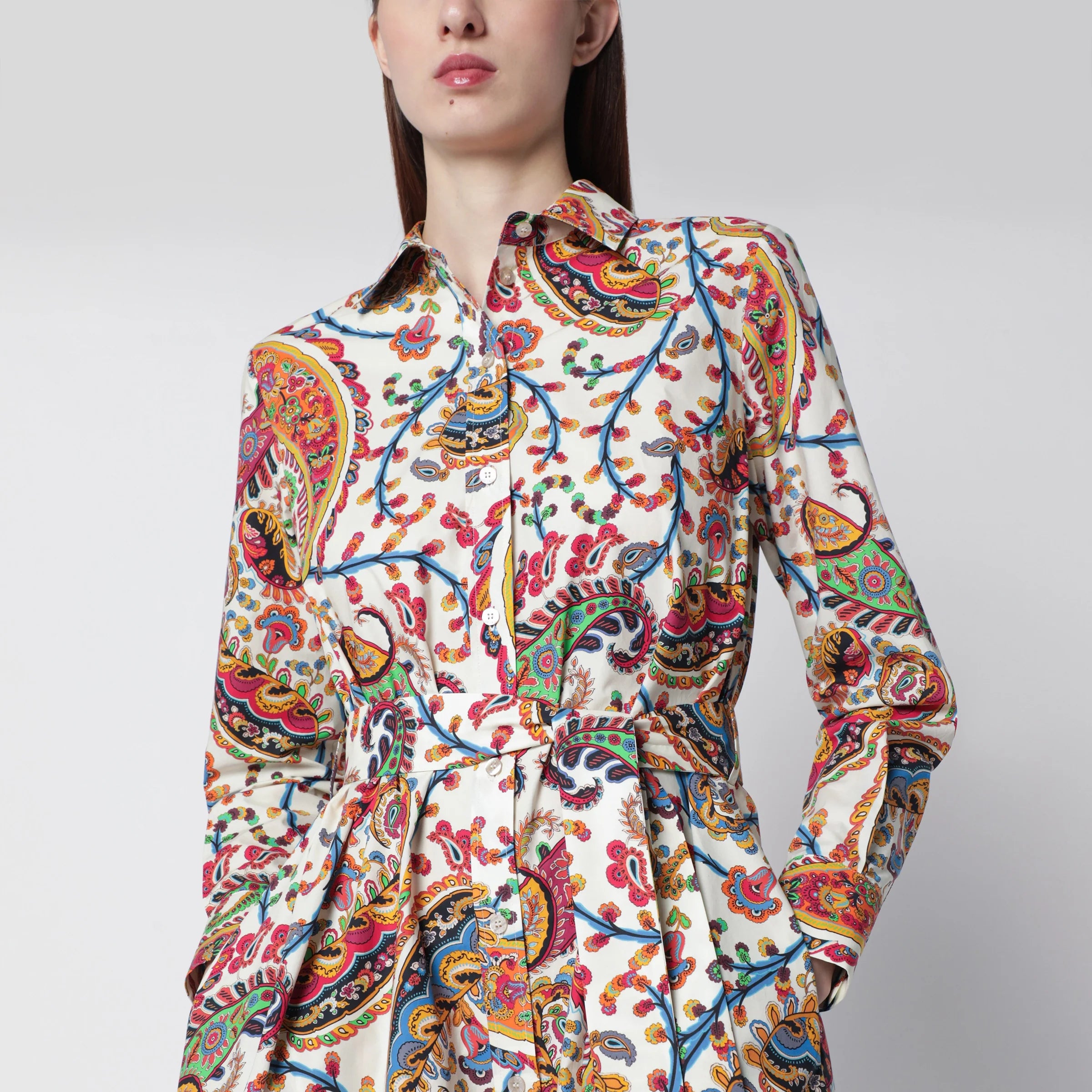 WRHA0521AKH82_S_ETRO-X0801.e.webp