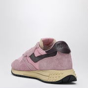 Autry Sneakers Reelwind Low in pink and burgundy