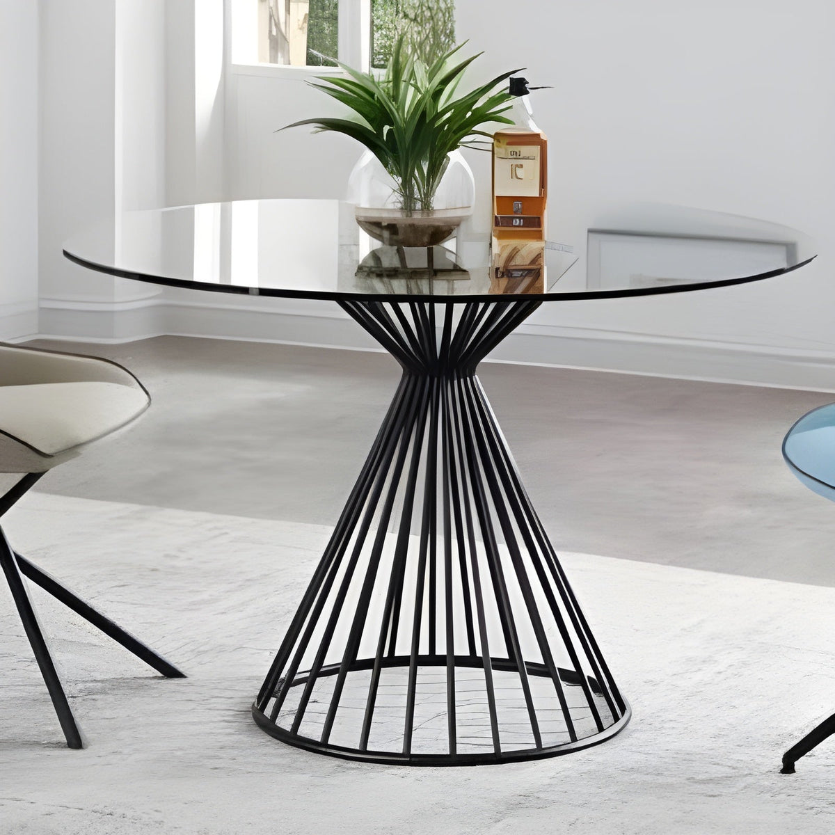 Whiteline Mods - Cielo Dining Table - DT1637R